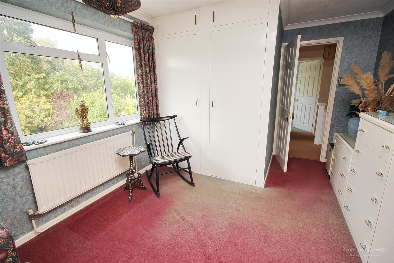 Warborough Avenue, Tilehurst, Reading